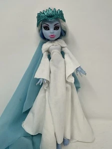 OOAK Monster High Abbey Bominable Doll - Picture 1 of 11
