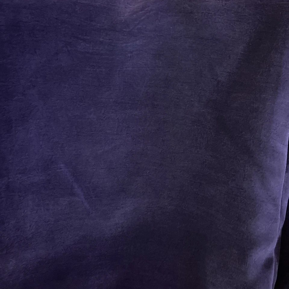 Tela de seda púrpura oscuro 41" x 2 + yardas Foto 1 de 3