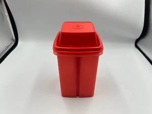 Contenedor de 3 piezas rojo Tupperware 1330-9 Pick-A-Deli Pickle Keeper vintage - Imagen 1 de 6