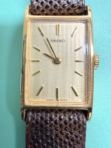 Seiko 11-5149: Gold-Tone Rectangular Vintage Watch with Japan Snake Strap - Picture 1 of 5