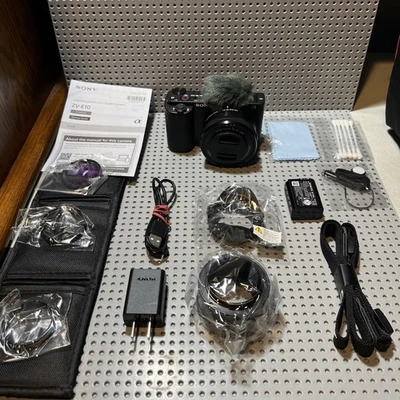 Sony Alpha ZV-E10 Mirrorless Digital Camera Kit Lens, Battery,Case Exc.Co. - Image 1 of 4