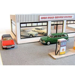 Kingsway, Maßstab 00, Garagentankstelle & Showroom ** fertig ** - Bild 1 von 4