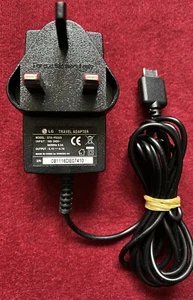 GENUINE LG TRAVEL ADAPTER STA-52UD INPUT 100-240V 50/60HZ 0.2A OUTPUT 5.1V 0.7A - Picture 1 of 4