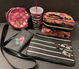 Betsey Johnson Bundle Lot Crossbody, Tumbler, Wristlet, Cosmetic Bag - Picture 1 of 9
