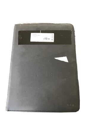 LOGIK L10USBK16 10" Tablet Starter Kit - Black - New No Box - Image 1 of 3