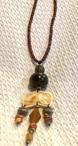 Halskette Tribal Style geschnitzte braune Perlen Vintage - Bild 1 von 5