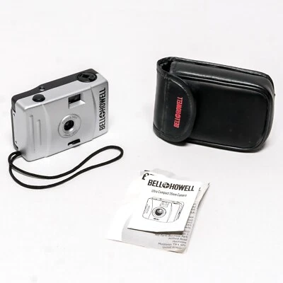 ⭐ BELL & HOWELL Focus Free 35mm Point & Shoot Film Camera - TESTED ⭐ - Image 1 of 4