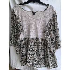 Torrid sz 4 Floral Babydoll Top Crochet Trim Bohemian Blouse Plus Size 4 - Picture 1 of 3