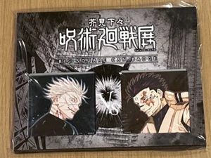 Jujutsu Kaisen Gege Akutami Exposición 2024 Sukuna Gojo Insignia Cuadrada Grande de Lata - Imagen 1 de 4
