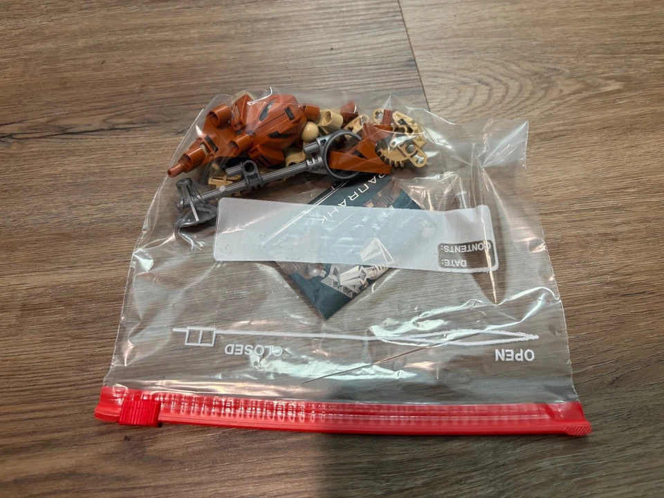 LEGO BIONICLE: Hewkii (8584) 100% Completo con Manual Foto 1 de 1