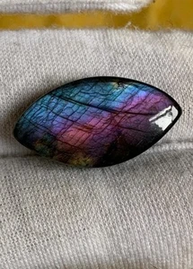 16carats  Beautiful Marquise Shape  Multi Purple Labradorite Cabochon  25×13×5mm - Picture 1 of 5