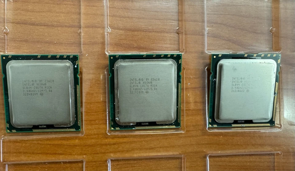 Лот из 3 Intel Xeon E5620 2,40 ГГц четырехъядерный SLBV4 гнездо LGA процессор - Изображение 1 из 1
