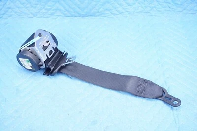 Cinturón de seguridad trasero lado pasajero BMW 128i 135i E88 2008-2013 OEM Foto 1 de 4