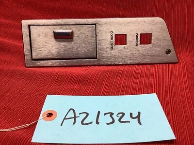 Lincoln Versalles 1977-1980 reposabrazos pasajero bisel adorno - cenicero/ventana Foto 1 de 4