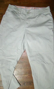Women's Lee Cropped Khaki Tan Pants Size 10 Medium - Picture 1 of 5