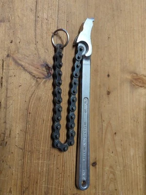 Vintage Craftsman 12 inch Reversible Chain Wrench 55713 USA capacity 4 inch pipe - Imagem 1 de 4