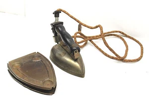 Vintage Landers Frary & Clark Antique Electric Clothing Iron +Trivet+Power Cord  - Picture 1 of 6
