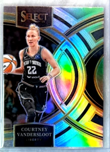 Courtney Vandersloot 2024 Panini Select WNBA Premier Silver Prizm -#186 Liberty - Foto 1 di 4