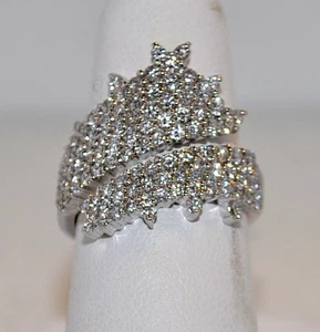 2.50CT DIAMOND CLUSTER RING IN 18KT WHITE GOLD - Picture 1 of 3
