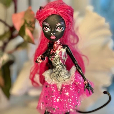 Mattel Monster High Catty Noir Doll boo york - Image 1 of 4