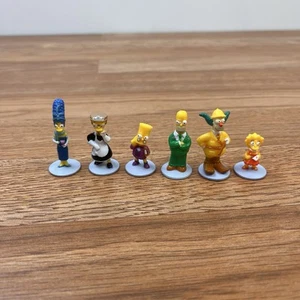 The Simpsons Clue Game 2nd Edition Replacement Suspect Tokens People - Picture 1 of 4