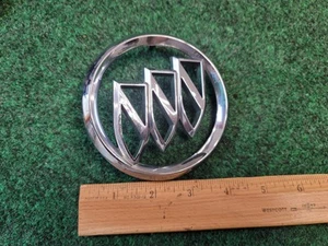 2005-2007 Buick LaCrosse Tri Shield Emblem Badge Chrome 10341582 Genuine GM 2M4 - Picture 1 of 6