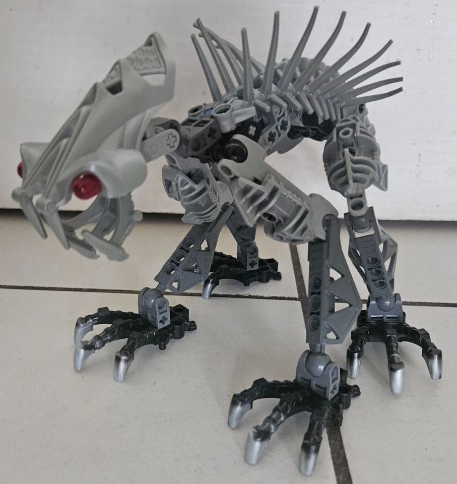 lego bionicle spinax 8924 spinax en excellent état - Photo 1/1