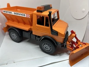 Bruder Winter Service Salt Sand Snowplow Truck Orange Made in Germany 1:16 - Picture 1 of 16