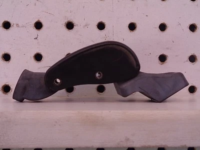 GEO METRO SUZUKI SWIFT 1989 1994 2 DOOR REAR QUARTER GLASS LOCK LEFT OR RIGHT  - Image 1 of 4