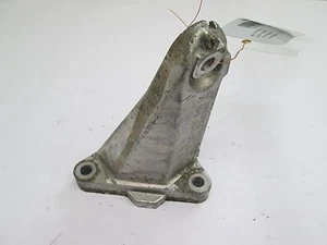 Mercedes-Benz M102 Motorträger rechts A1022236204 - Bild 1 von 1