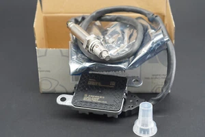 Sonda lambda sensor NOX original Mercedes Benz A0009058111 A 000 905 81 11 - Imagen 1 de 3