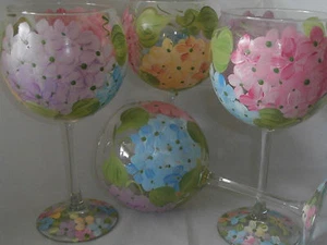 HAND PAINTED BLUE, PINK, YELLOW, LAVENDER HYDRANGEA 19 OZ. GOBLETS S/4 ORIGINA - Picture 1 of 6