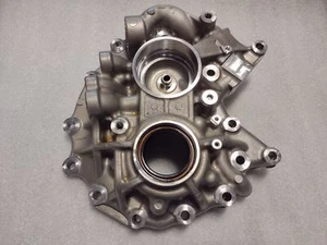 Carcasa retenedor piñón transmisión automática Subaru TR690 2,4 L CVT 2019-2021 Lineartronic - Imagen 1 de 2