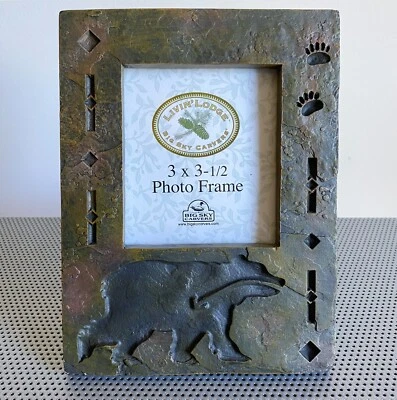 Marco de fotos Big Sky Carvers Black Bear 5 x 7 se adapta a fotos de 3 x 3 1/2 Foto 1 de 4