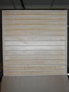 Handgefertigtes Vitrinenregal für M2 Maschinen. Hält ca. 91+- "lose" Autos.  - Bild 1 von 1