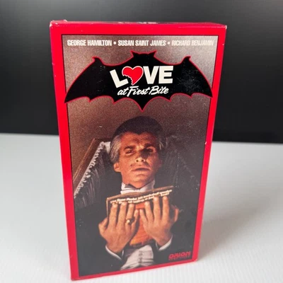 Love at First Bite VHS 1979 Comedy Romantic Orion Home Video - Image 1 of 4