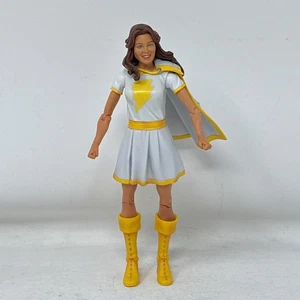 Mattel DC Universe Classics Mary Marvel Batson White Variant Shazam DCUC s - Bild 1 von 4