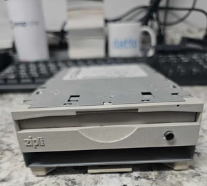 Apple Iomega Zip 100 Drive W/ Disk, TESTED GOOD, IDE/ATAPI White Z100Atapi Zip - Picture 1 of 5