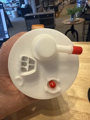 Conjunto de modelo de bomba de combustible apto para Toyota Corolla 7702002190 2000-2005 Foto 1 de 4