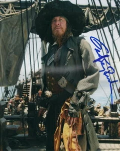 GEOFFREY RUSH SIGNED AUTOGRAPH 8X10 PHOTO - PIRATES OF THE CARIBBEAN, MUNICH - Picture 1 of 2