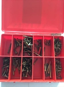 Vintage Brass Slotted Screws In Tray Mixed Sizes ..See Photos..Mixed Lot - Picture 1 of 18