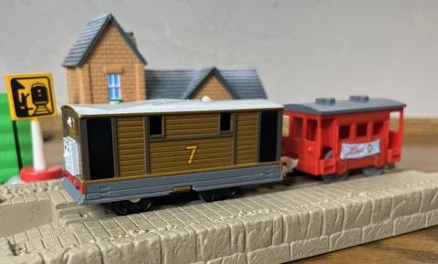 Thomas & Friends TrackMaster Toby Train Red Brake Van Motorized Circus Engine Cover