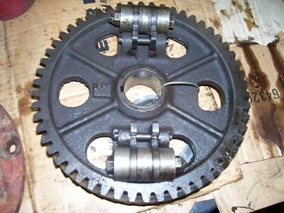 VINTAGE JI CASE 930 LP TRATOR PADRÃO A GÁS - ENGRENAGEM DE CÂMERA / PESOS GOV -1966 - Imagem 1 de 3