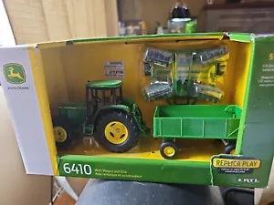 ERTL John Deere 6410 Tractor With Wagon And Disk Die-Cast Replica 1:32 Scale - Picture 1 of 4