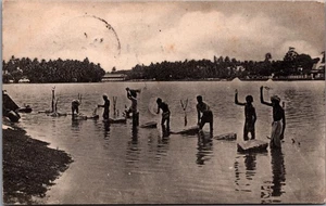 Ceylon Sri Lanka Dhoby in Colombo Lake Postcard B270 - Picture 1 of 2