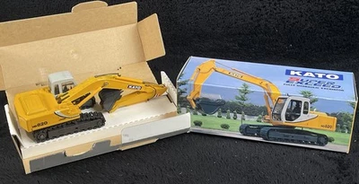 Литая под давлением модель гидравлического экскаватора Kato Super Exceed HD820 масштаб 1:43 новая из старых запасов Япония - Изображение 1 из 4