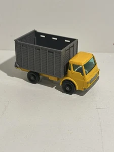 Vintage Matchbox Lesney No. 37 Dodge Cattle Truck Made In England - Picture 1 of 6