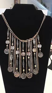 Collar de colección años 70 cuentas de monedas temblor de metal dos tonos babero declaración - Imagen 1 de 10