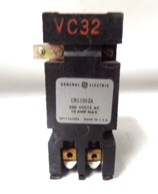 GENERAL ELECTRIC, RELAY ADDER BLOCK, CR120X2A, 300 VAC, 10 AMP MAX, 2 POLE - Image 1 of 4