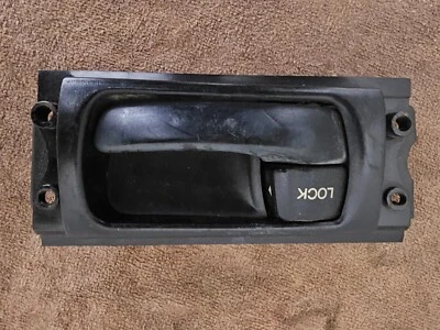 1992-1994 lexus sc 400/sc300 left inside door handle - Image 1 of 3
